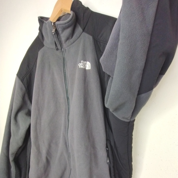 The North Face Fleece Full Zip Jacket - Picture 6 of 14
